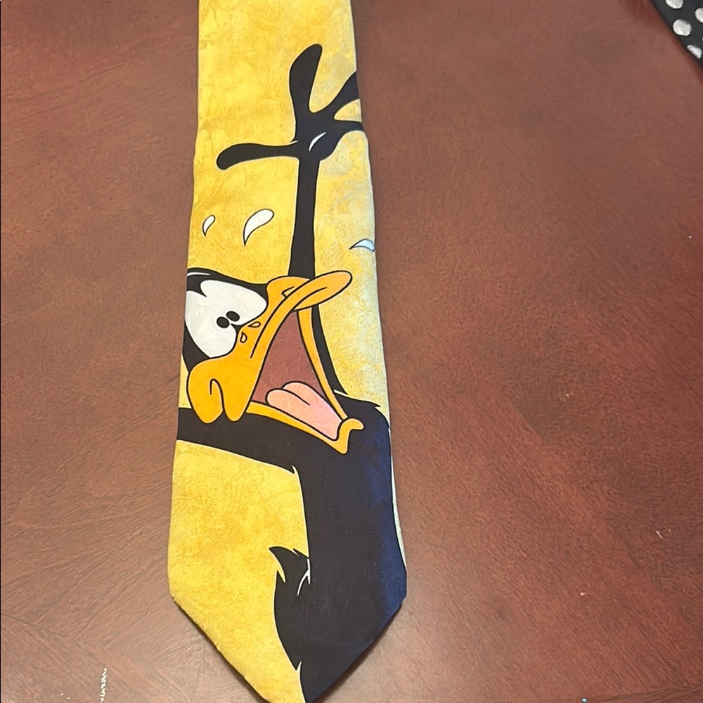 Vintage Looney Tunes Tie 100% Silk.